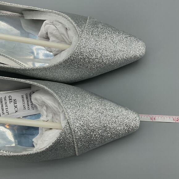 NEW Easy Street Women’s Chiffon Glitter Pumps Silver Size 8.5WW - Picture 7 of 10